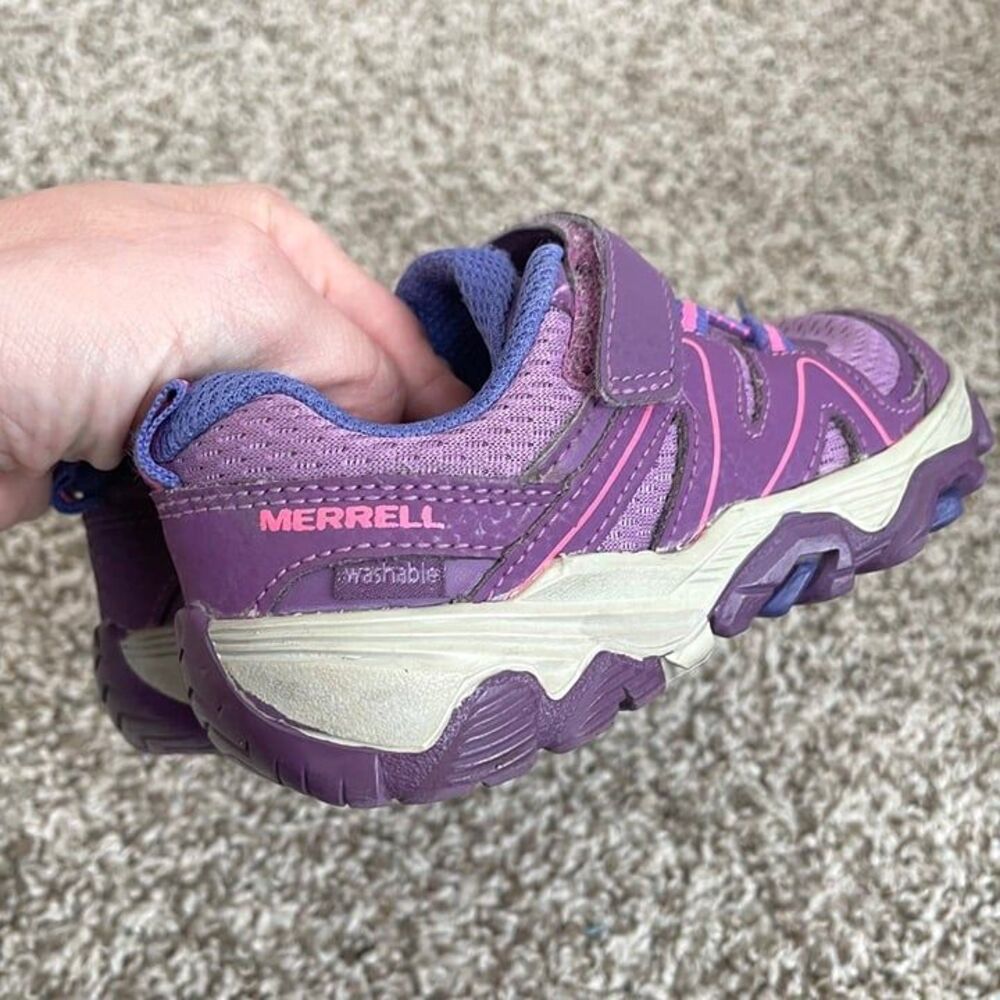 Size 8 / Toddler Girl Merrell Sneakers - Picture 6 of 8